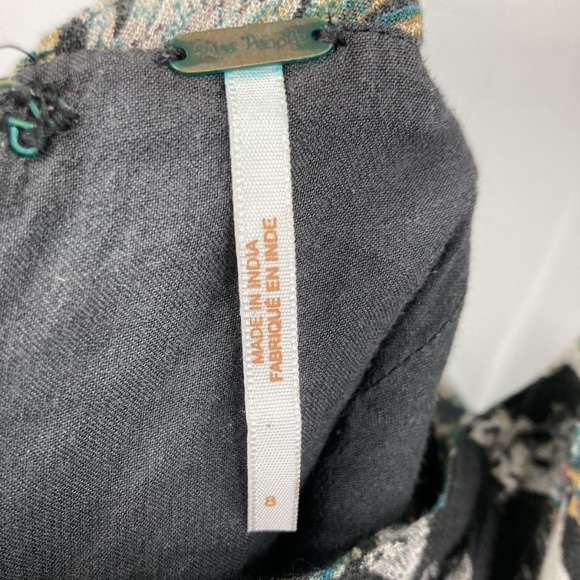 Free People Women's Black Floral Halter Neck Cropped One Piece Jumpsuit Size 8 - Picture 5 of 6